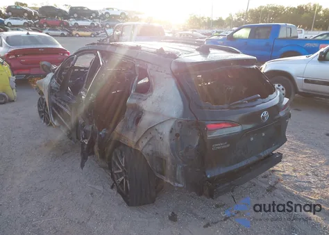 2023 Toyota Corolla Cross Xle z USA, uszkodzony, nr VIN 7MUEAAAGXPV064614